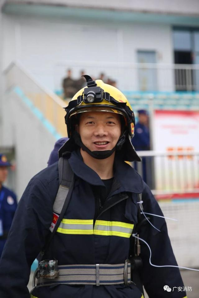中国最伟大的消防员图片
