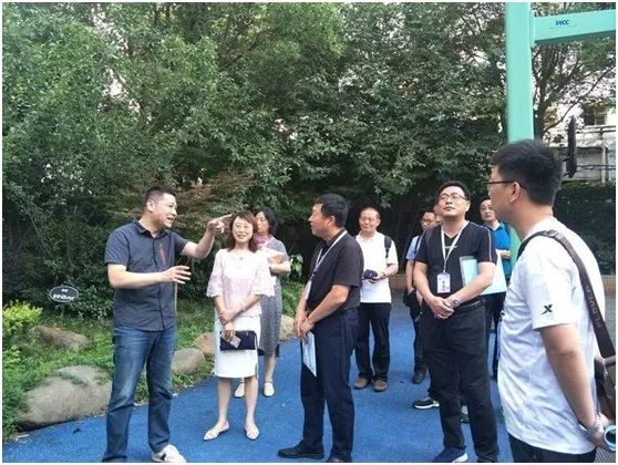 周俐校长做了经验介绍.