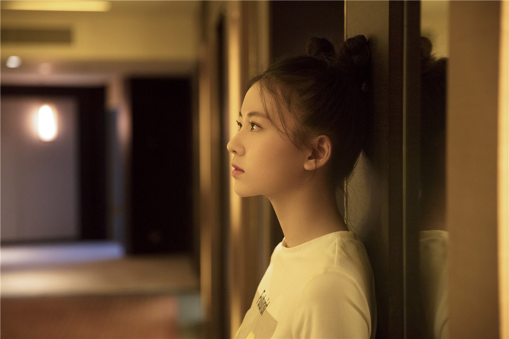 征途定档发布会金刚小妹林辰涵娇俏亮相