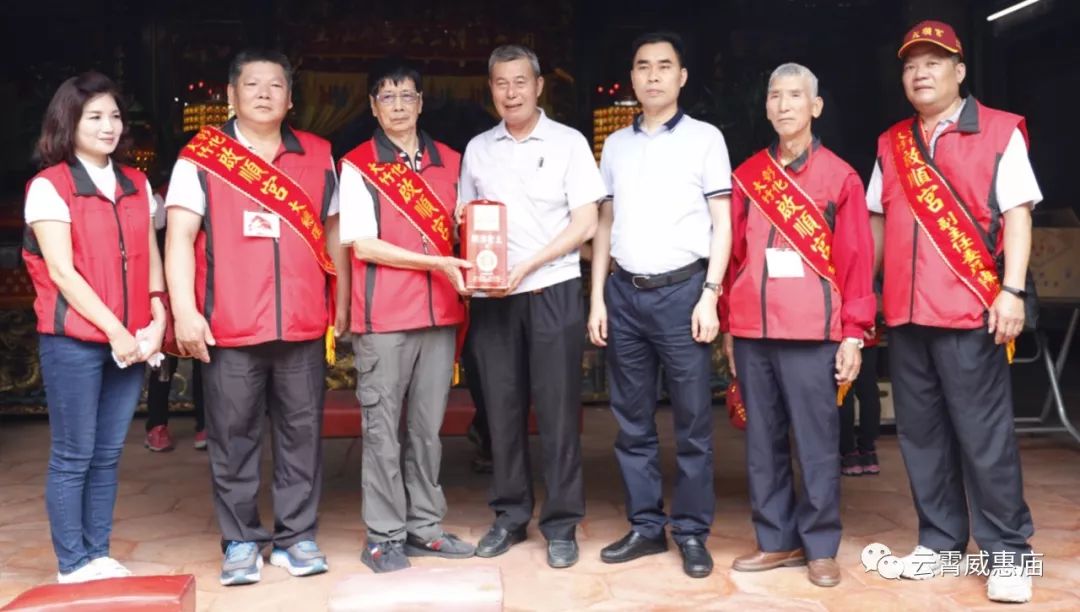 台胞一行90人到云霄威惠庙拜谒开漳圣王陈元光