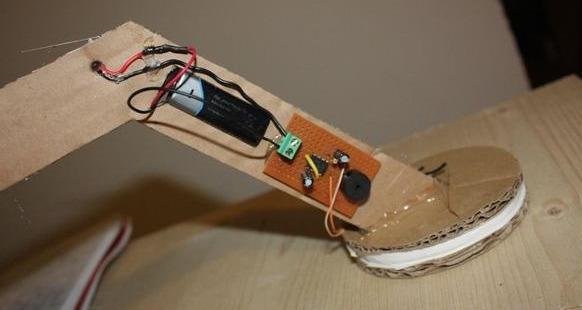 电子电路自制:diy简易金属探测仪_探测器