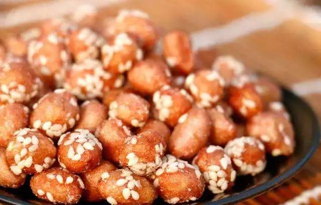 蜂蜜与花生一起吃花生和蜂蜜结合的好处