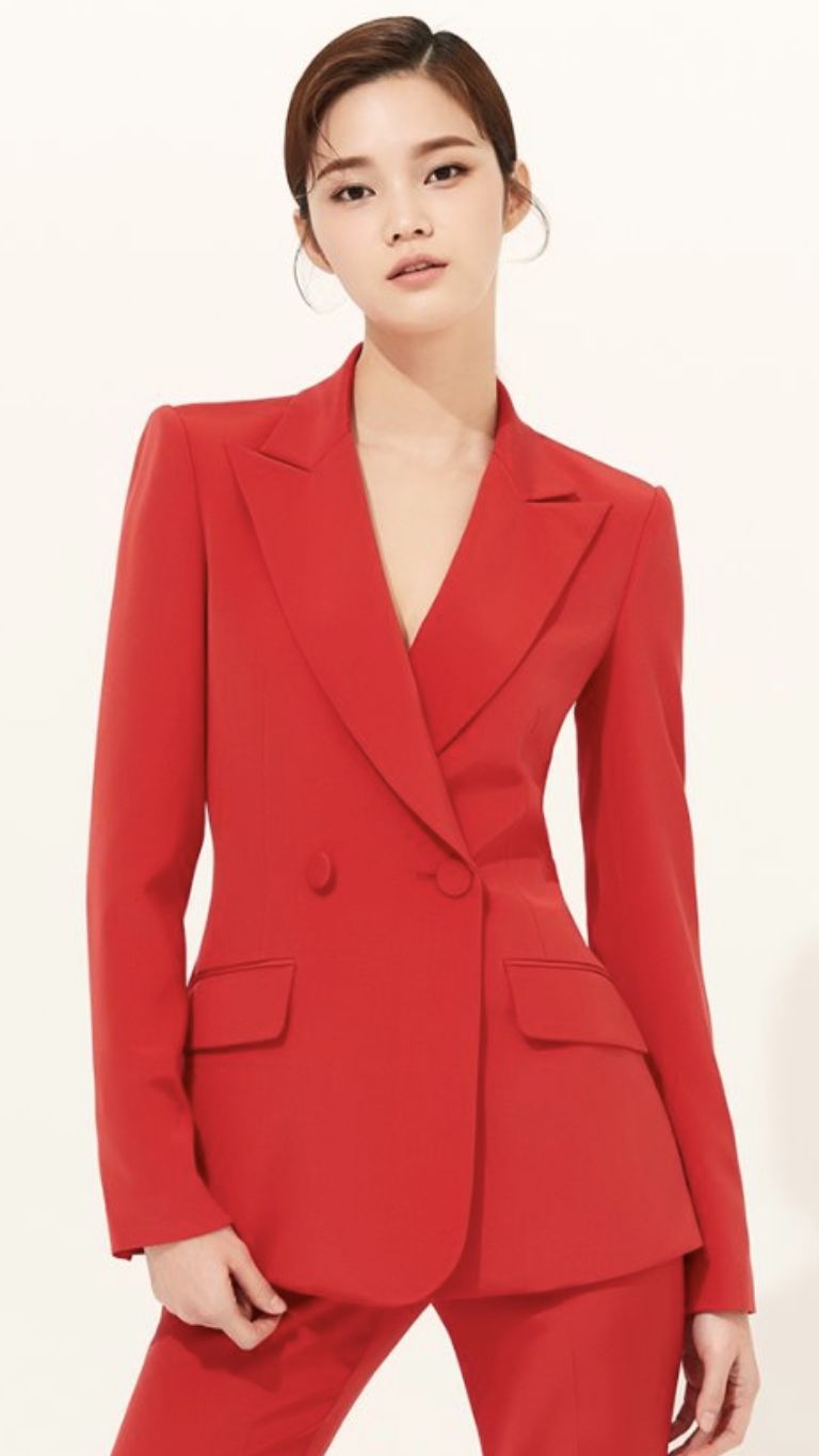 毕业季入职怎么穿可甜可御的朴敏英来教你