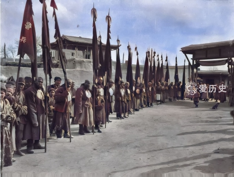 在道下设有知府衙门,藩台和臬台二司.