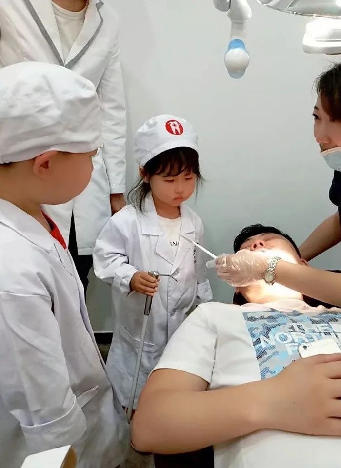 九龙城中心小小牙医职业体验精彩回顾来啦
