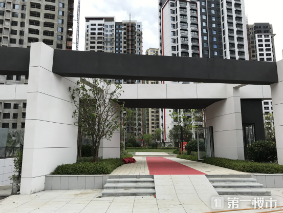 万科红小区大门小区绿化小区绿化万科红单元入户厅万科红单元入户厅