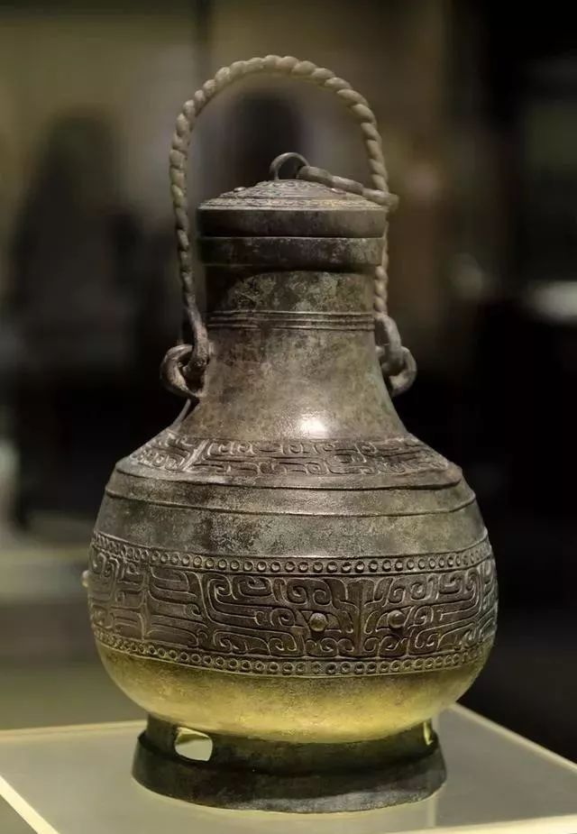 青铜器 手轻声木有土腥,铜锈自然千年成 器形纹