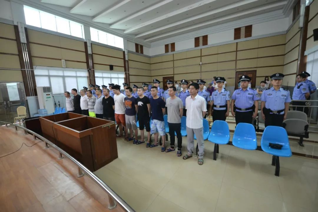 会昌一黑老大获刑25年顺腾摸瓜挖出多把保护伞