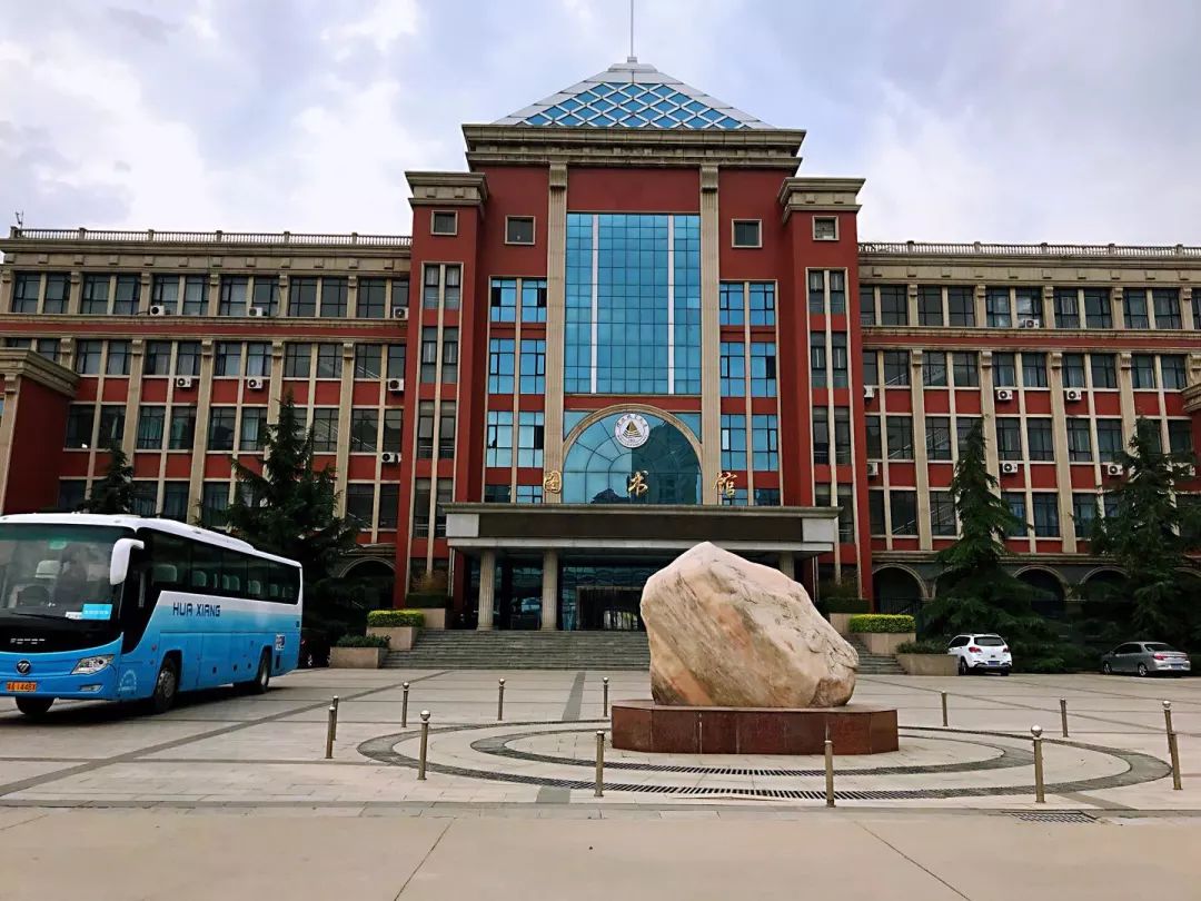 就业创业先胜后战杨明老师河北地质大学分享职场秘笈