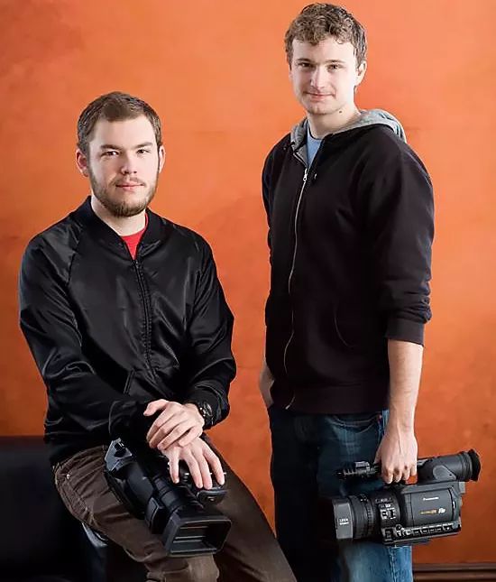 哥俩从 2010 年 5 月开始在 youtube 开了一个频道,至今corridor 的