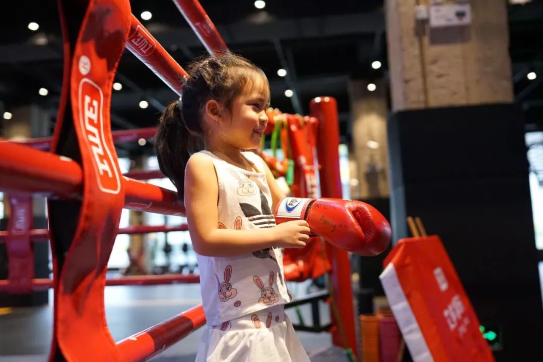 不负时光小小格斗家儿童泰拳柔术亲子品鉴会勾勒幸福美好生活