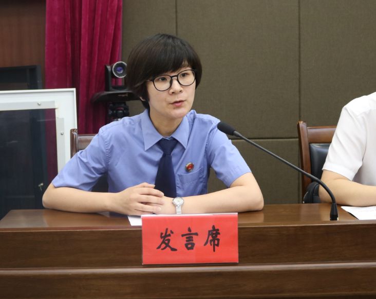 我市召开全国文明城市创建志愿服务工作推进会议_朱春根