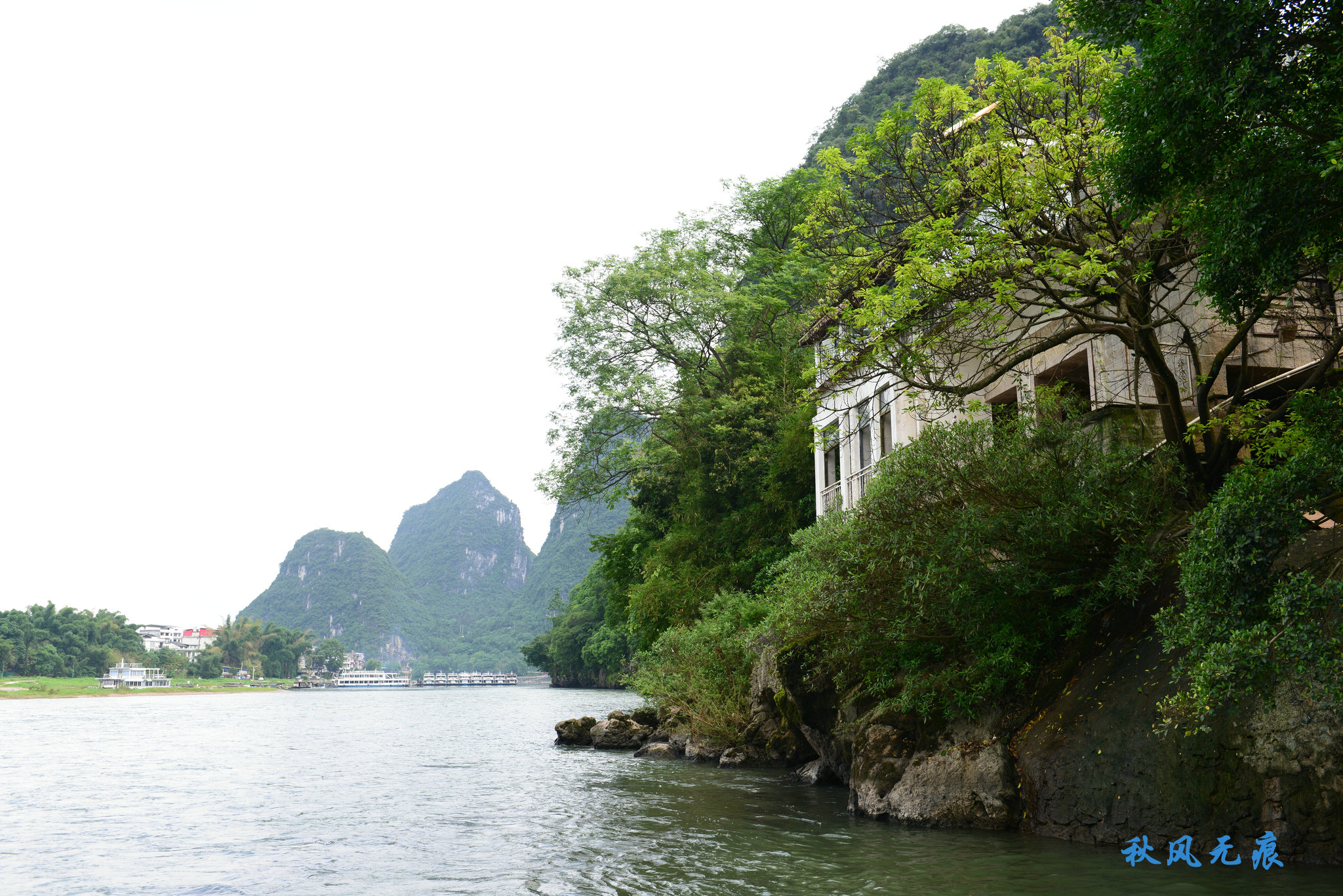 阳朔有漓江山水之秀,还有西街的繁华与时尚