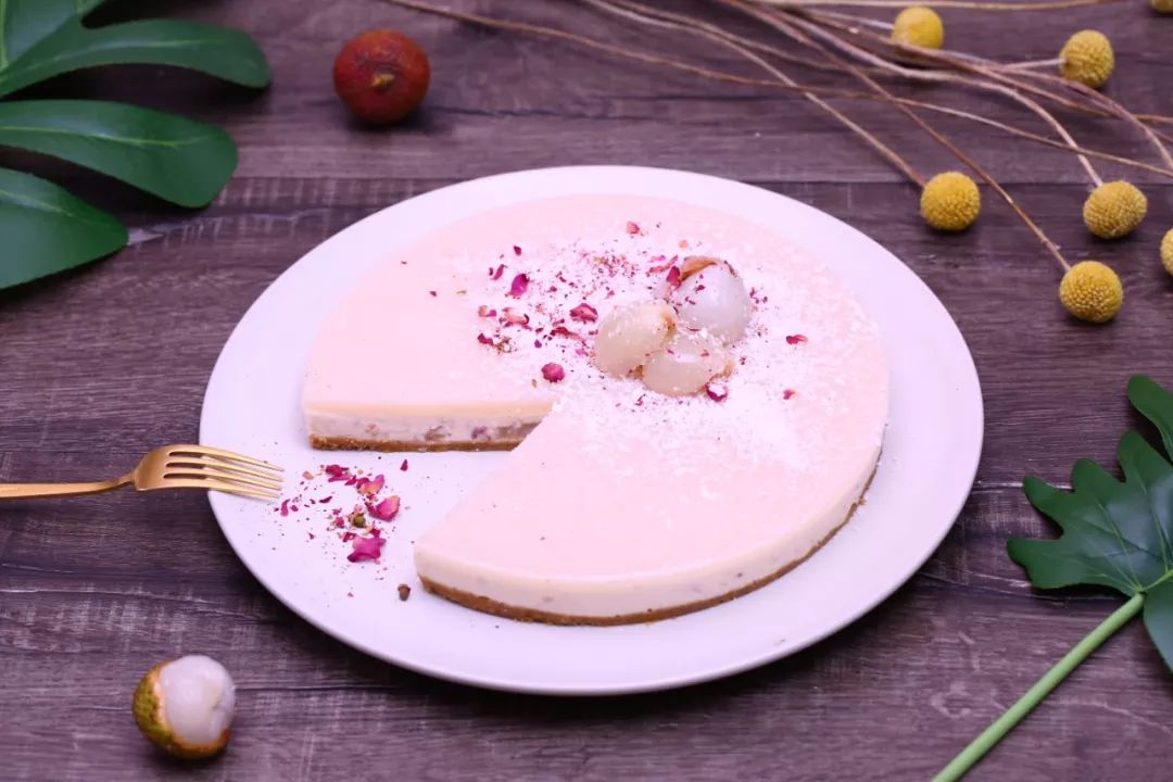 惊艳了原来用荔枝做甜品根本不用加糖