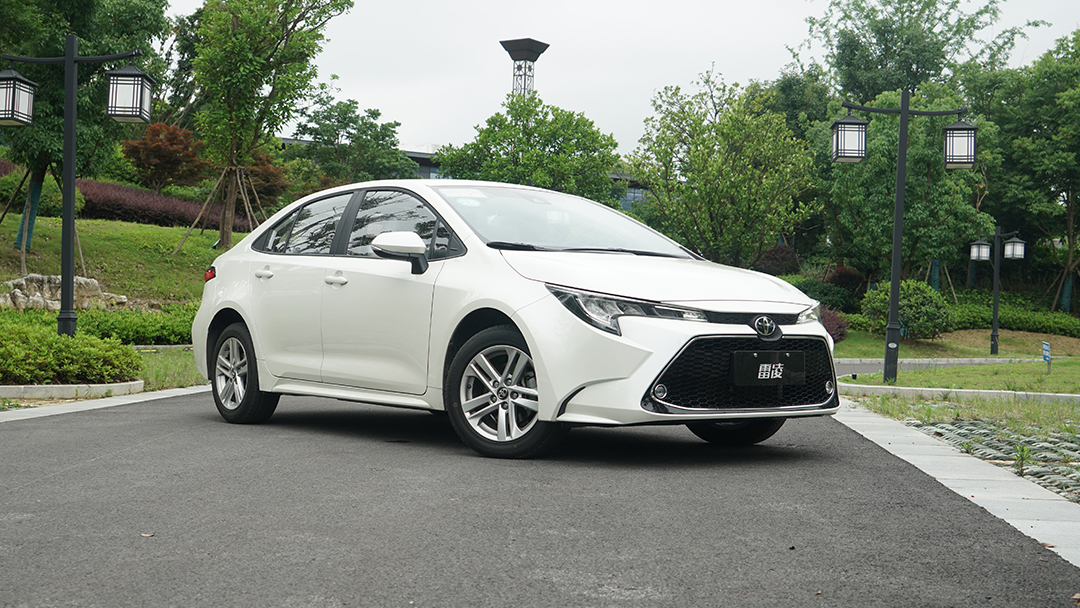 丰田最便宜的tnga架构车型,底盘品质不输凯美瑞 仅售11.58万起