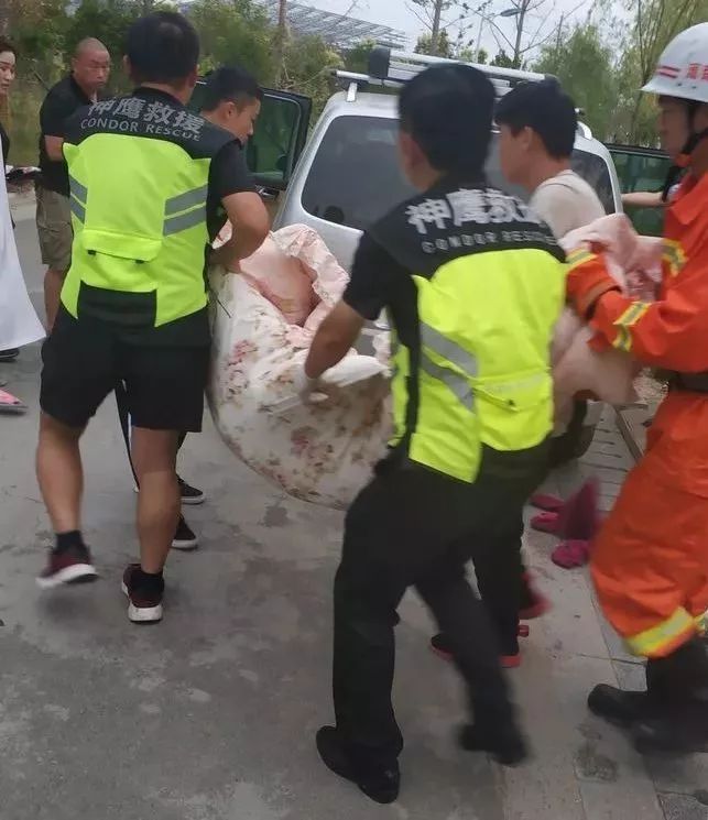 鄲城人民公園一女子跳湖溺亡