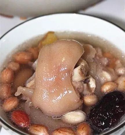 月子美食清單:這八道美味又營養的催乳湯,讓寶媽奶如泉湧