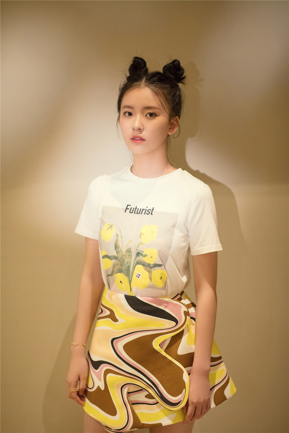 征途定档发布会金刚小妹林辰涵娇俏亮相