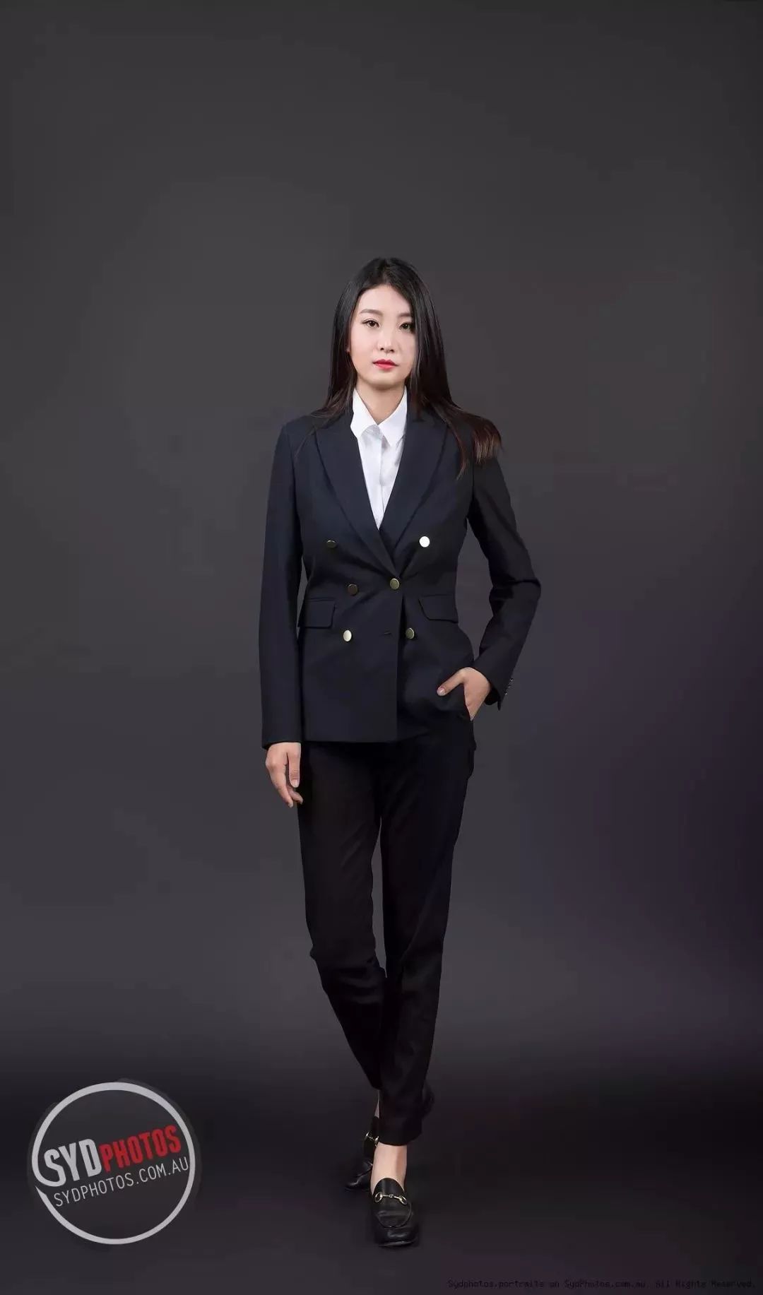 男子因光头太亮拍不了证件照而好的职业照让你前途光亮