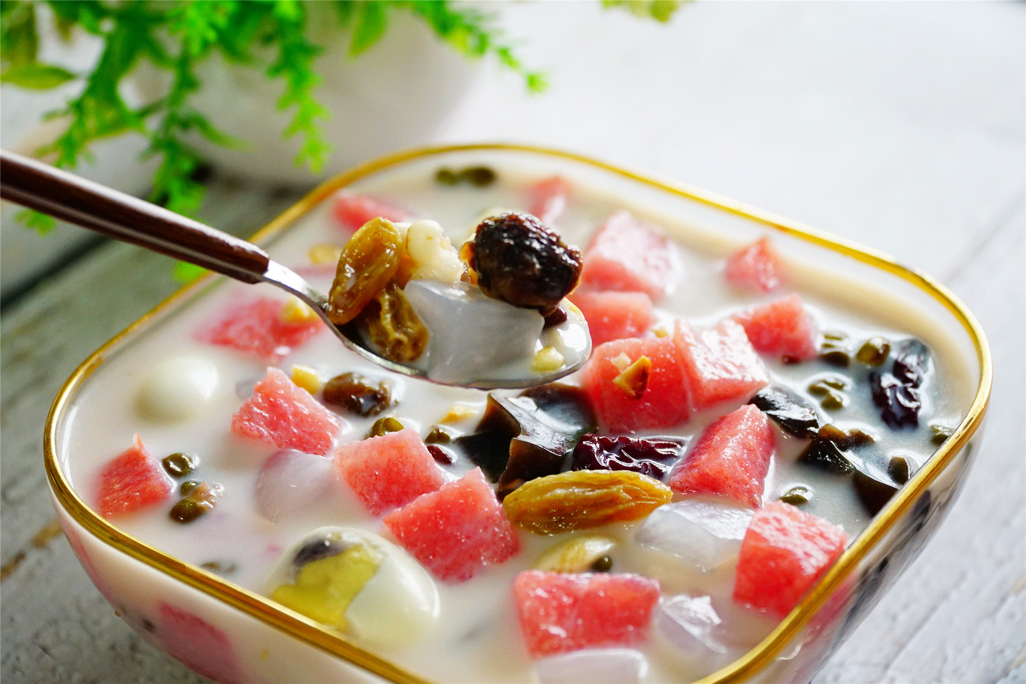 原创夏天,别放过这碗清补凉,从内到外透心凉,再也不想喝饮料