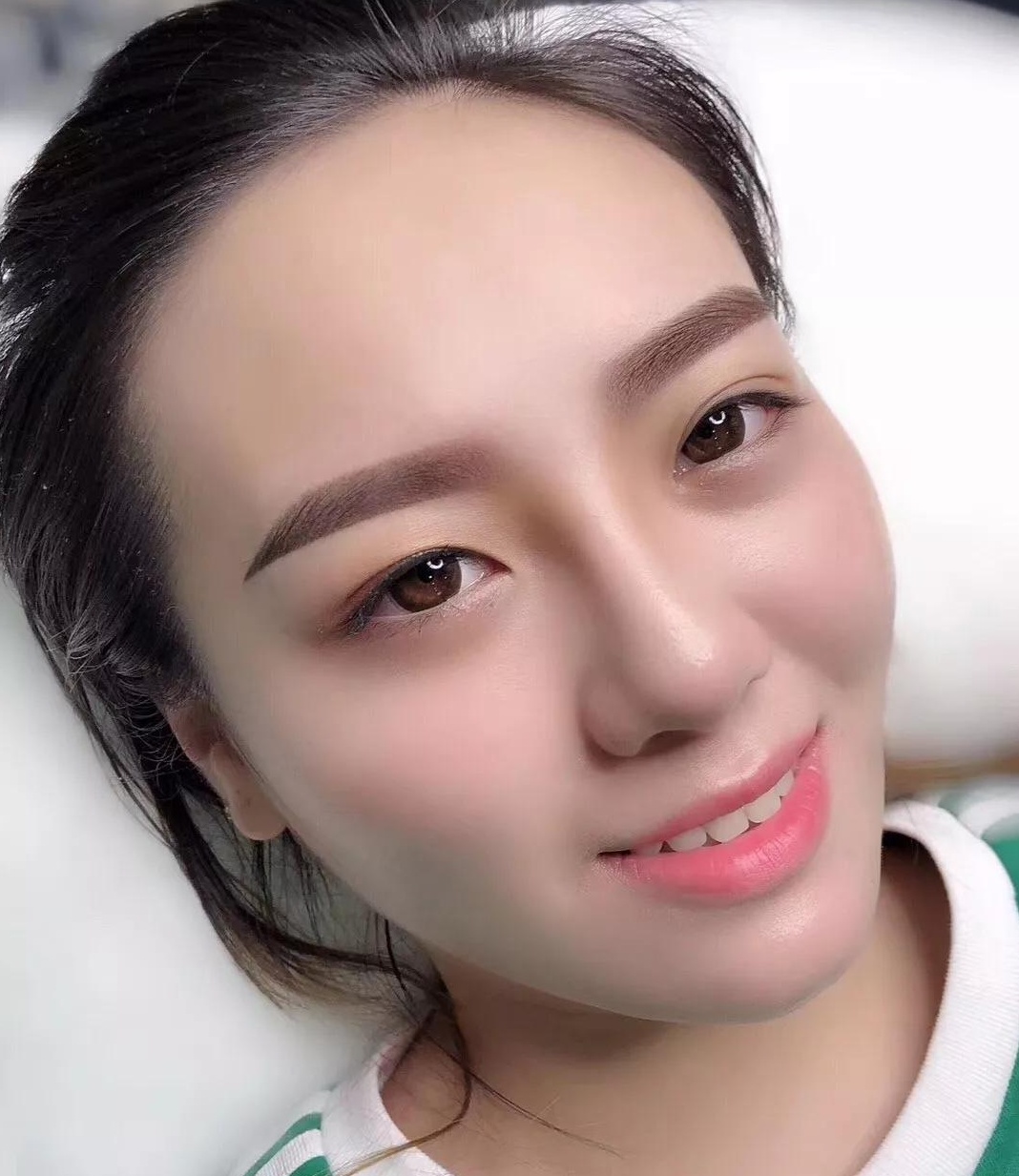 半永久定妆如何去选择一个好看的眉色