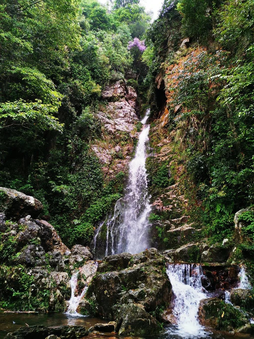 鹿寨拉沟景区图片