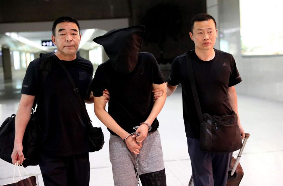 阜阳上演现实版破冰行动