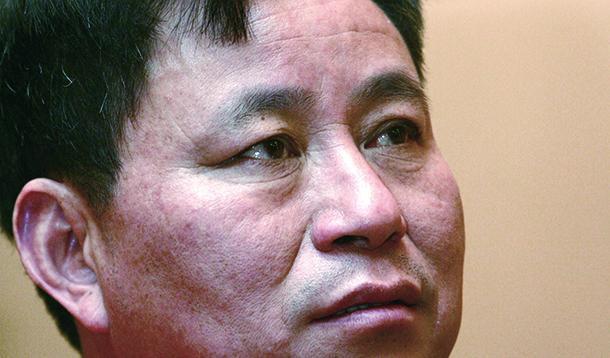 银亿股份:唇亡齿寒?