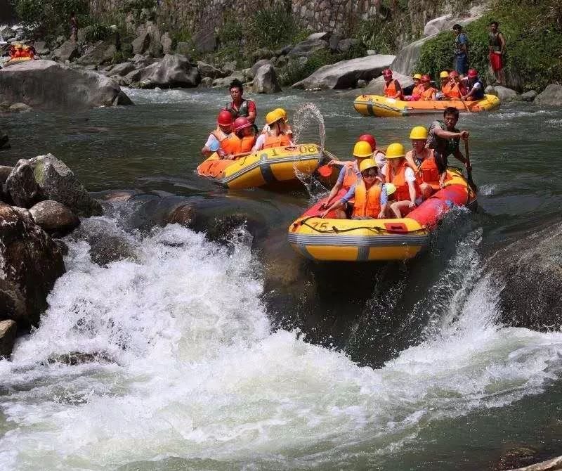 动态清凉一夏相约亚洲第一漂金洞漂流激情开漂啦