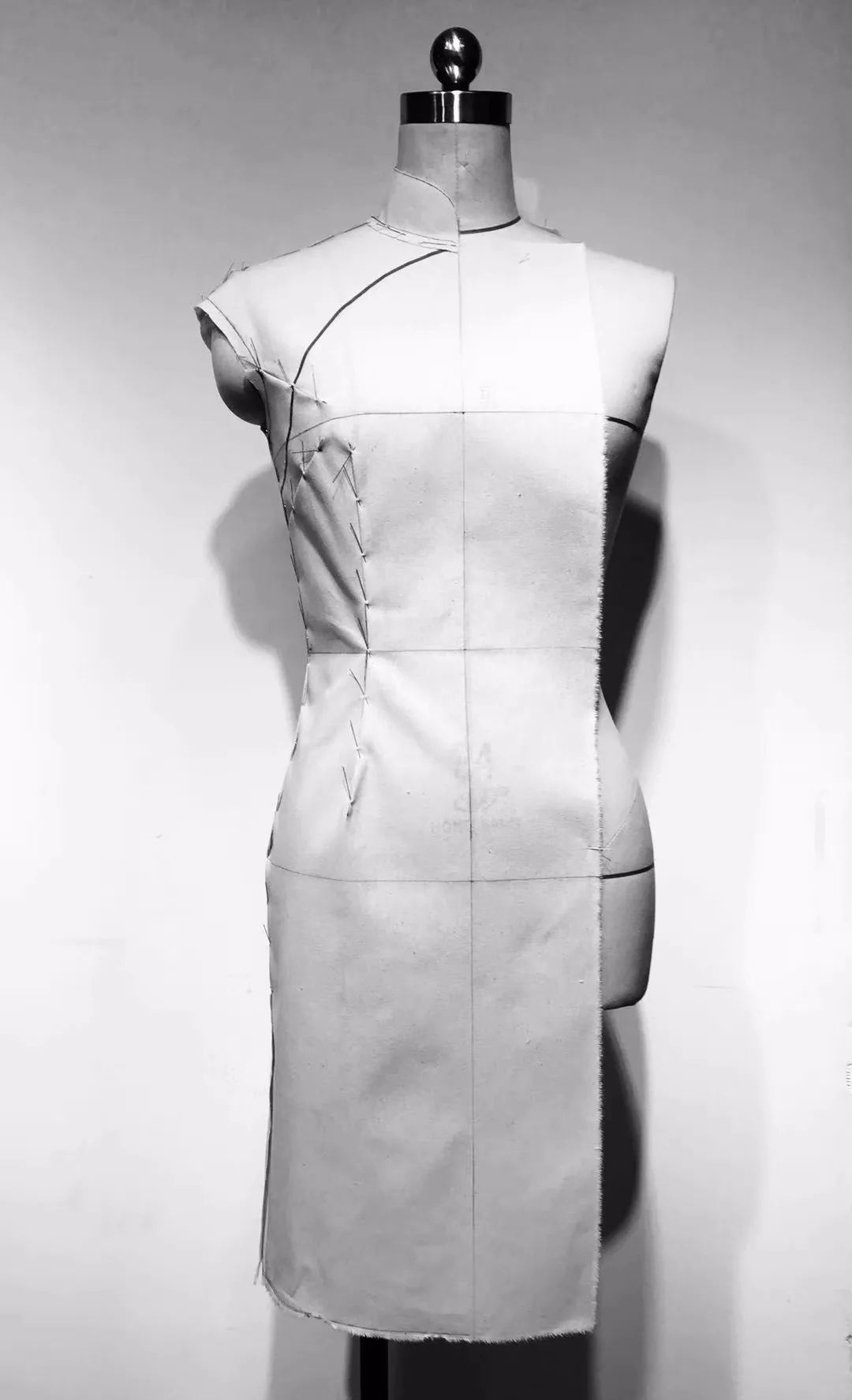 广州校区公开课就在本周日服装立体裁剪与女装设计