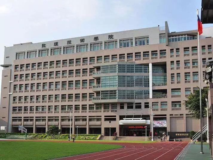 上海思博职业学校图片