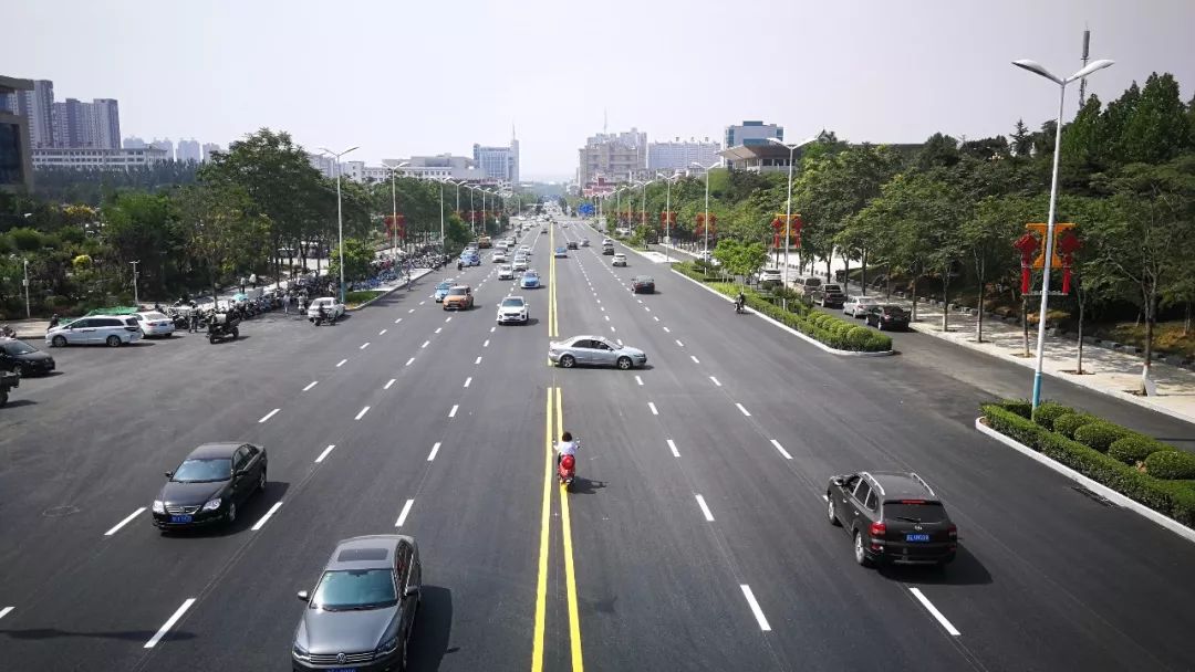 喜讯文博路提前通车双向八车道