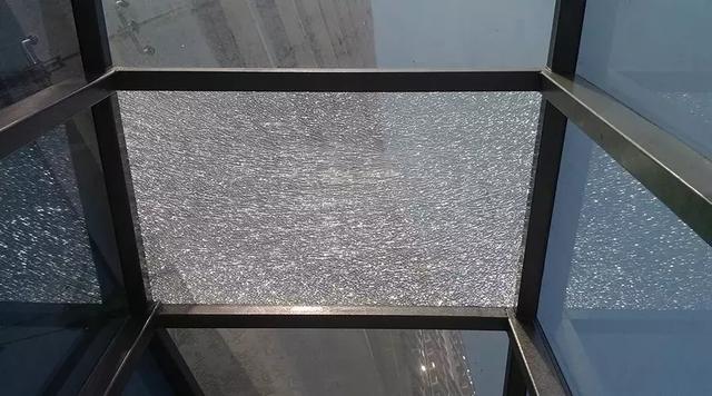 幕墙云 | "悬在城市上空的痛"几时休? _管理