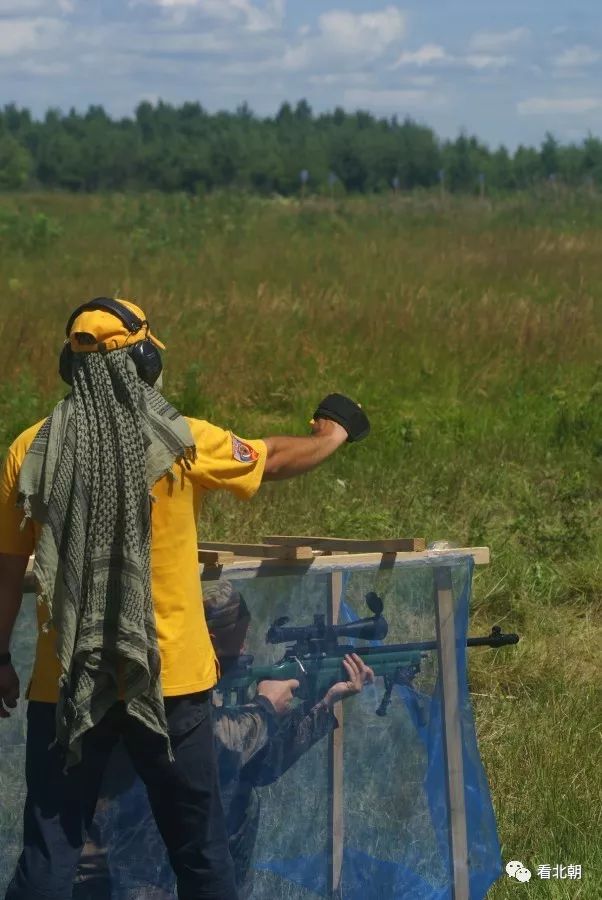 一千米外的杀机实拍sv98狙击步枪