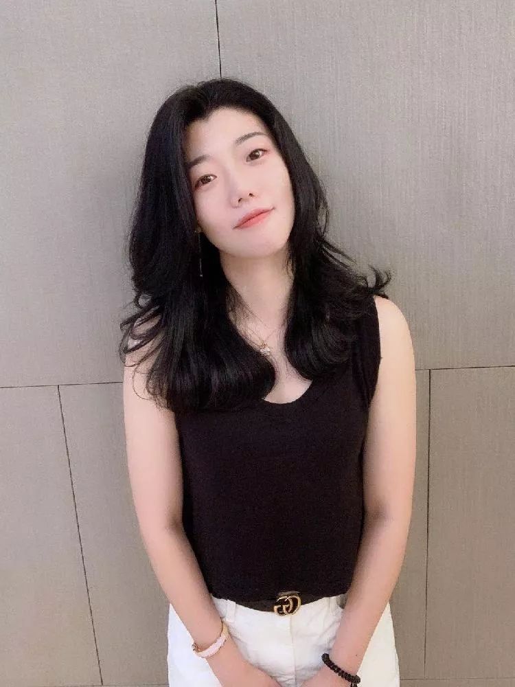 新赛季▲从左往右依次是:郭艳,蒋慧,周昕彤,江越