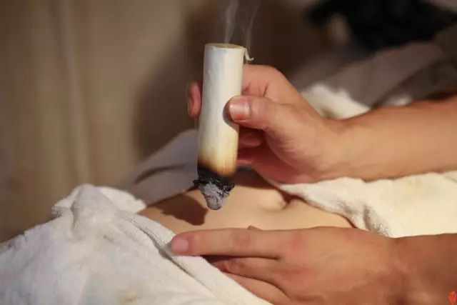 宝妈们是这么说的!_艾灸