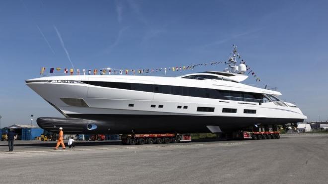 米兰号项目的巡航速度为11节,跨大西洋航程约为3000海里.