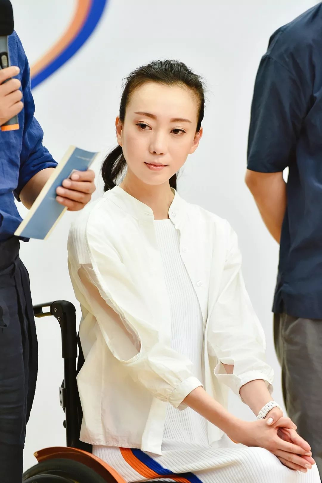 刘岩发起为爱而舞公益活动关注特殊儿童艺术教育