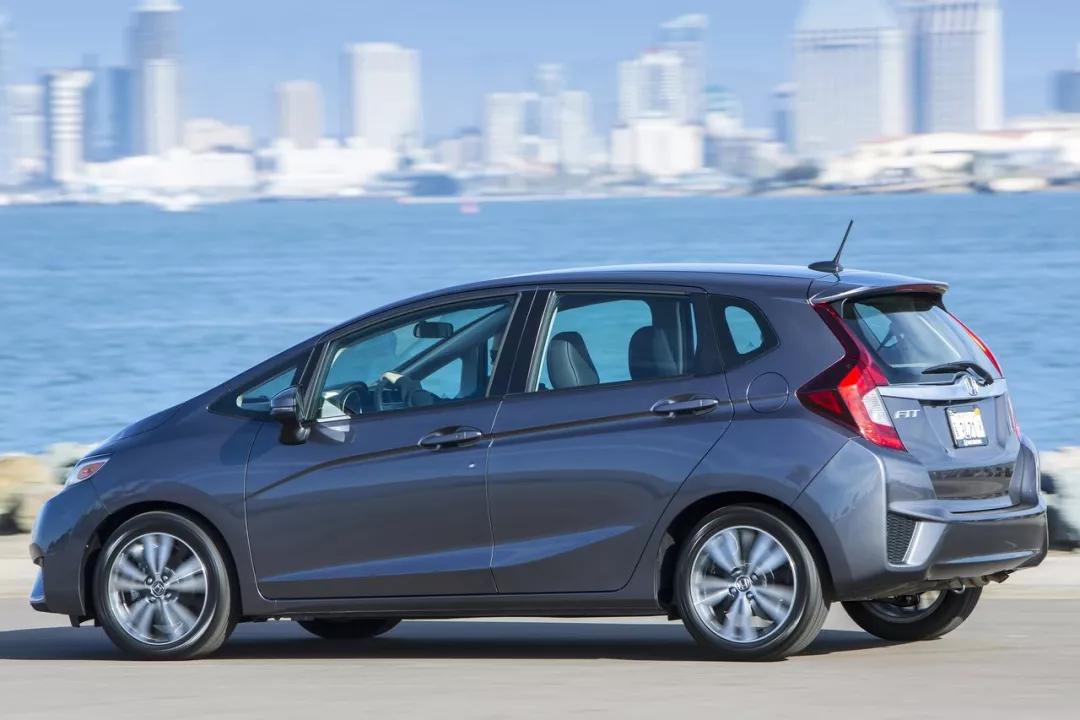 最后的大排自吸10万以内落地的平民性能车本田飞度