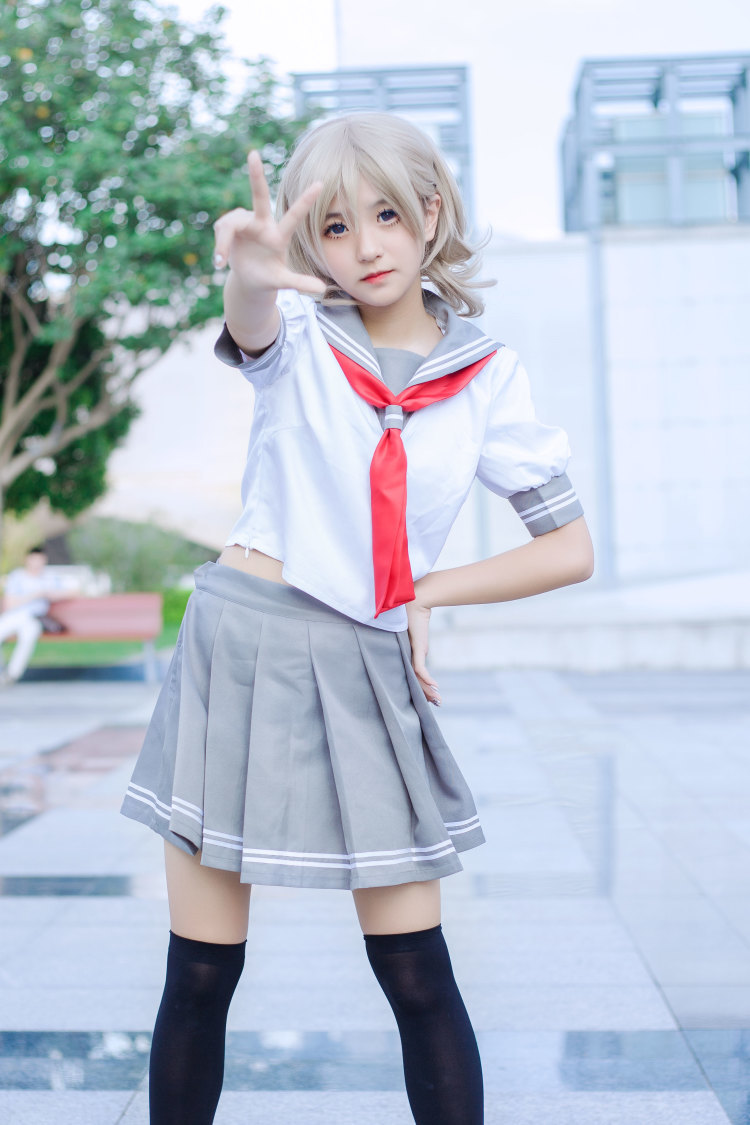 cos:渡边曜,来图书馆一起学习吧