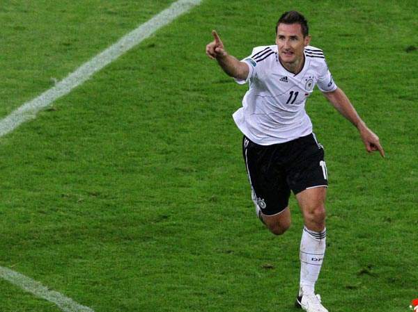 名宿指点德国队需彻底清除瓜迪奥拉元素,克洛泽的技术很难模仿_里德尔