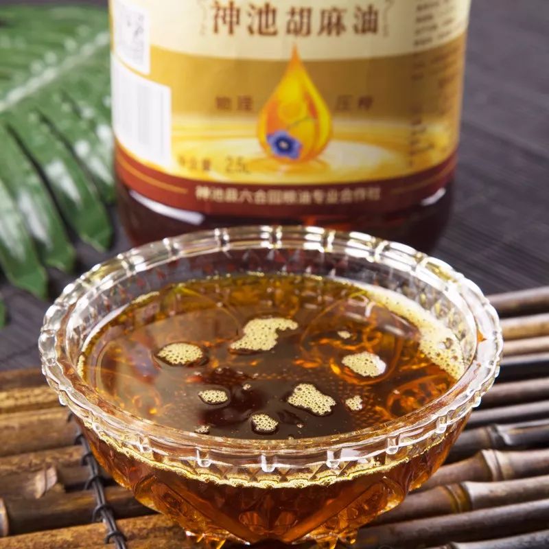 山西人榨出的麻油能生喝,降三高效果一级棒