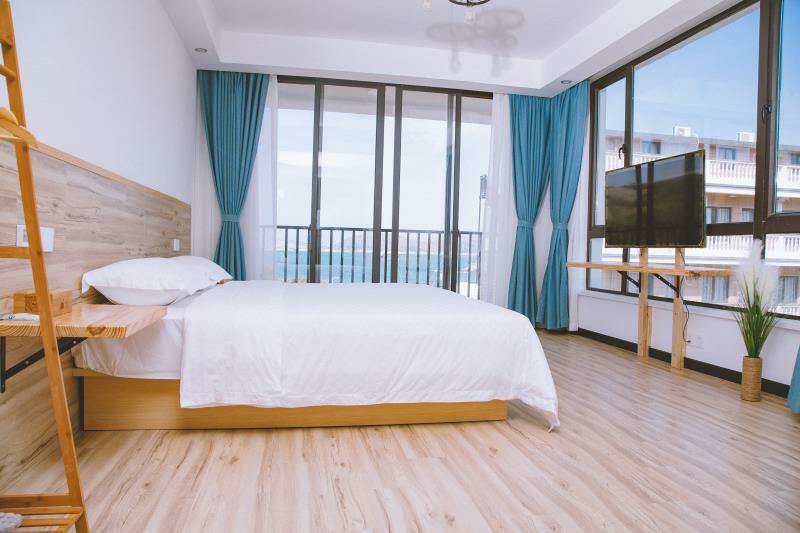 舟山沈家门往返)车费(包含) 船票(沈家门往返东极庙子湖岛) 住宿2 11