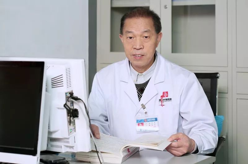 刘光复-中医针灸推拿科主任-主治医师擅长:天炙疗法治疗慢性支气管炎