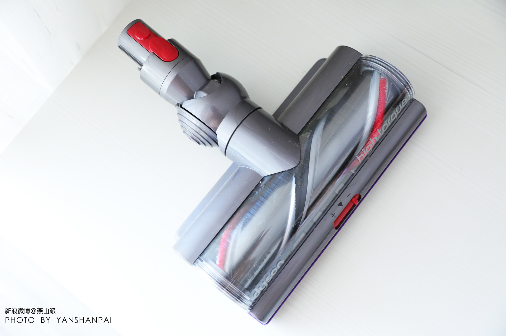 戴森v11absolute智能无绳吸尘器以科技提升幸福感无愧戴森最强