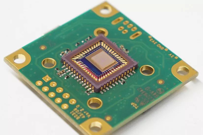 原创针尖大小的光谱仪传感器可装在手机摄像头里那就太方便了