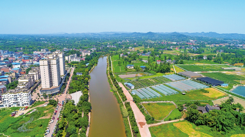 大足三驱镇修建水库图片