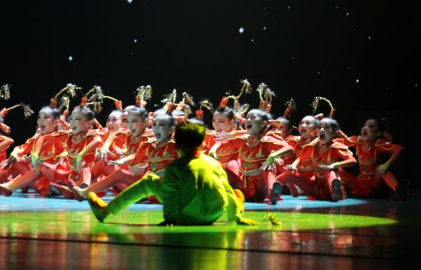 噼里啪啦入围第十届小荷风采全国少儿舞蹈大赛