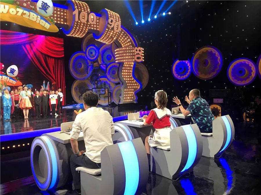 参加了中央电视台少儿频道《看我72变