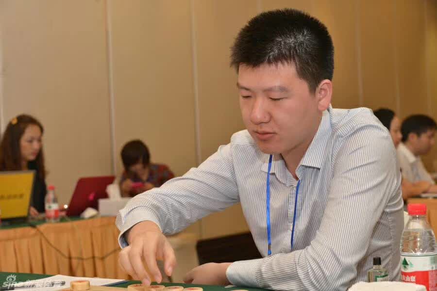 中象男大师群雄谱之谢靖